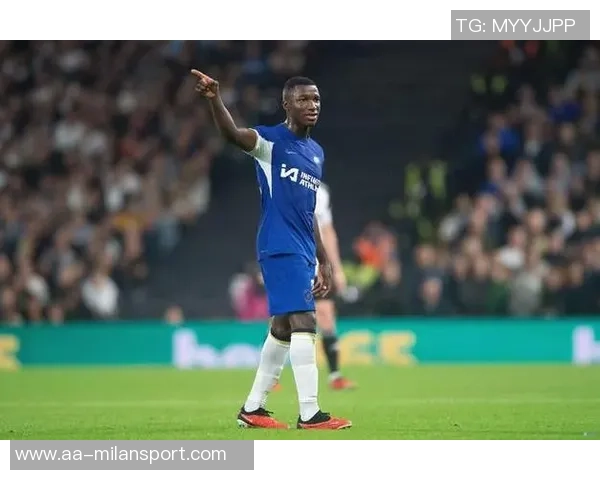 赫拉芬贝赫与凯塞多本赛季表现分析：前者进攻火力强劲后者防守稳固