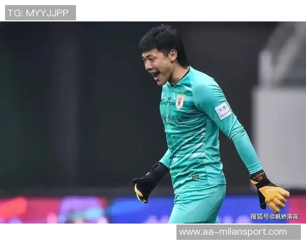 前中超门将王年转型短剧演员月薪3000偶像王大雷成新目标 前中超门将王年转型短剧演员月薪3000偶像王大雷成新目标