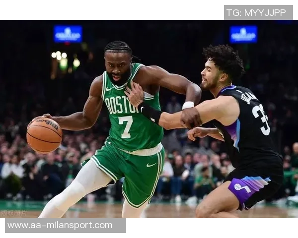 凯尔特人主场对决骑士杰伦布朗状态回暖将全力出战 凯尔特人主场对决骑士杰伦布朗状态回暖将全力出战