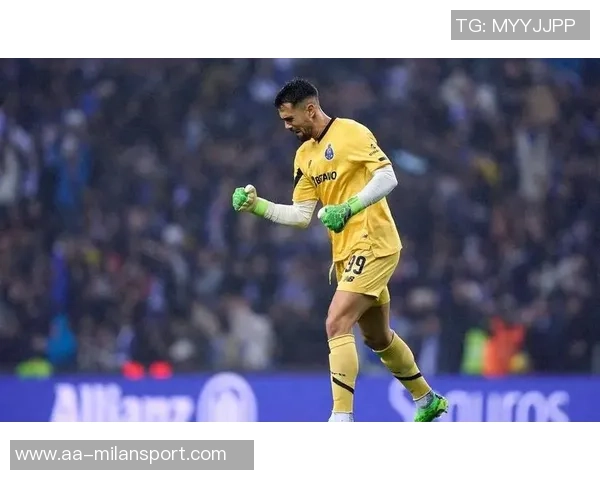 巴黎斯基拉关注波尔图右后卫阿尔贝托科斯塔有意今夏引进他